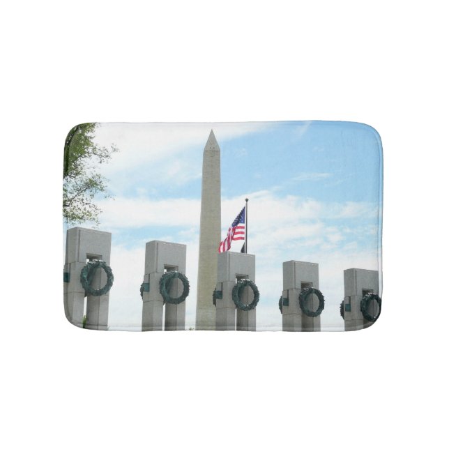 Washingtonmonumentet och WWII-minnesmärket i DC Badrumsmatta (Framsidan)