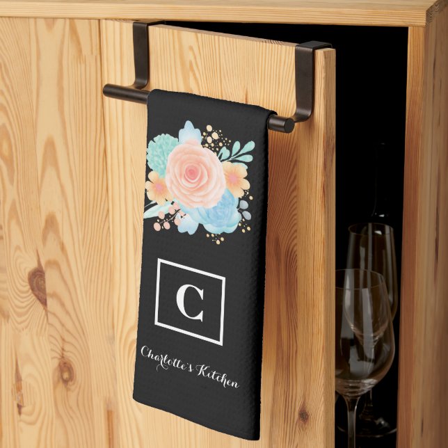 Watercolor Blommigt Ro Monogram Black Kökshandduk (Thirds Fold)