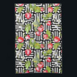 Watercolor Blommigt Strawberry Geometric Mönster Kökshandduk<br><div class="desc">Den här färgstarka designen har vattenfärgsjordgubbsstråriets blommigt över ett svart och vitt geometriskt mönster. Perfekt som gåva eller i ditt kök. #jordgubbsbär #vattenfärg #mönster #geometrisk #geometrisk #svartvit #b&w #blommigt #botanical #blommor #kök#modern #roligt # #kolorfull #towels #teatowels #kitchentowels #home #gifts #trendig #snyggt #stil ##elegant #chic</div>