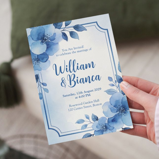 Watercolor Blue Floral Wedding Invitation Inbjudningar (Skapare uppladdad)