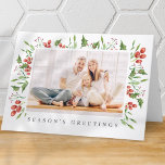 Watercolor Botanical Holly Berry Foliage jul Helgkort<br><div class="desc">Utformningen består av moderna botaniska grönbläckväxter i vattenfärg. Lägg till anpassningsbar eller husdjursfoto. Lägg till familj namn och år.</div>