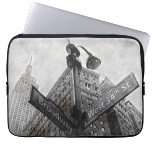Watercolor Broadway-hörnskylt Wrapping Laptop Fodral