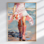 Watercolor Coastal Cowgirl på Beach Poster<br><div class="desc">Lägg till en liten bit stollig och charm till din dekoration med "Watercolor Coastal Cowgirl on the Beach Poster". Den här fina pappra teckningen har en vackert återgiven vattenfärgscen för en kvinna i rosa kjolt och matchande rosa cowboystövlar, som rullar längs en solbelyst strand med en bukett i handen. Den...</div>