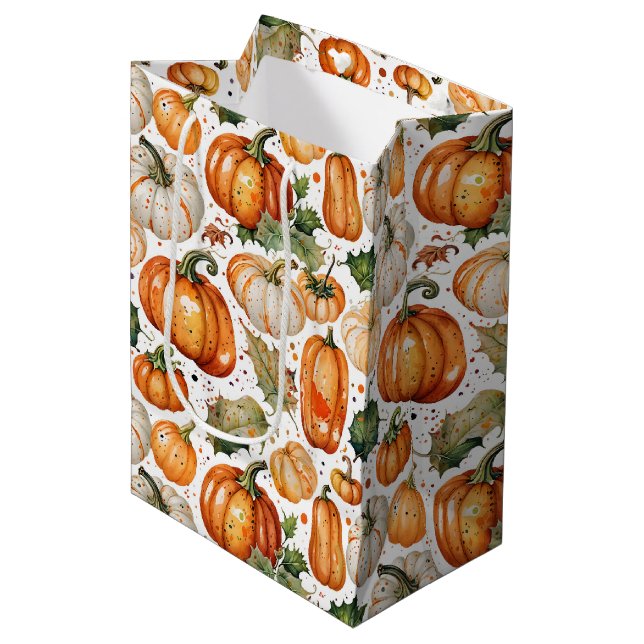 Watercolor Harvest Pumpkin and Autumn Leaf Pattern (Framsidan Vinklad)