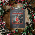Watercolor Holly God jul Photo Chalkboard Julkort<br><div class="desc">Du kommer att kärlek dessa vackra julkort! De har botaniska vattenfärgsarrangemang med mistletoe, gräs grenar, bär och spädbarn andetag. Överst står det att god jul och höger under kan lägga till ett bild. Kortets grund har ställe för ett litet budskap, och sedan kan man lägga till namn och året under...</div>