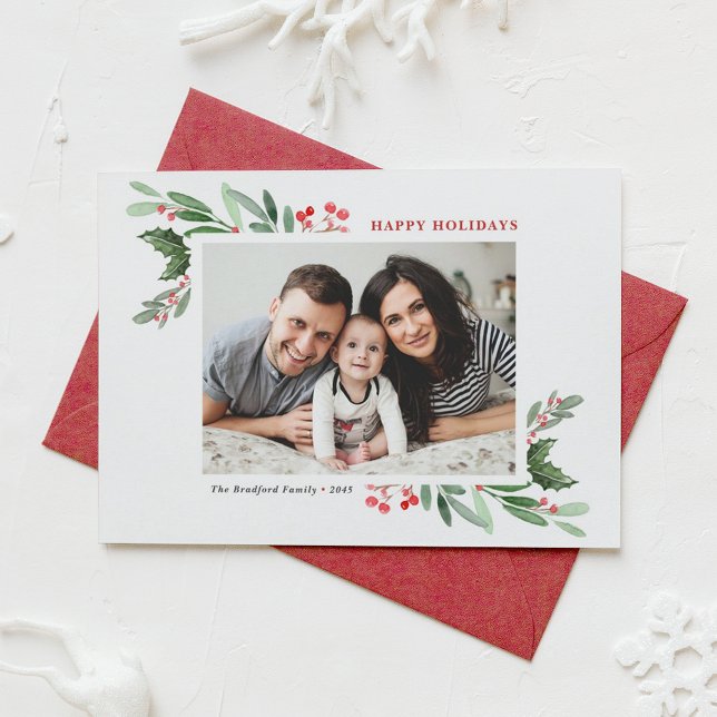 Watercolor Holly och Greenery II Glad helg (Customizable photo holiday card featuring watercolor red winterberry and greenery)