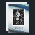 Watercolor Lycklig Hanukkah-kort Julkort<br><div class="desc">Ett fantastiskt sätt att skicka Hanukkah hälsning i julhelg. Det här blå och vita Hanukkah-fotokortet kommer att charma din familj och dina vänner. Sök efter produkter från Parcel Studios.</div>