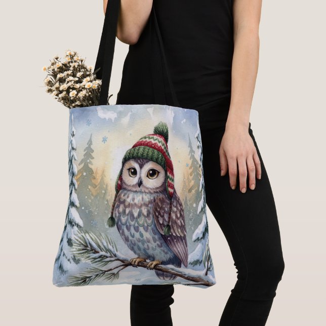 Watercolor Owl In a Winter Hat Tygkasse (Närbild)