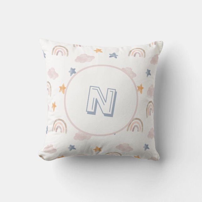 Watercolor Pastel Rainbow Cloud Stars Monogram Kudde (Framsida)