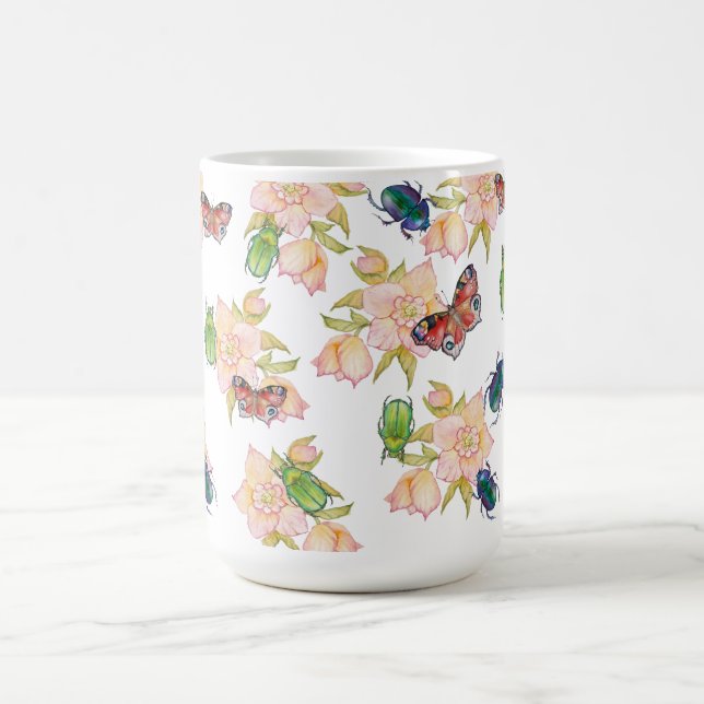 Watercolor pattern of beetles and butterflies kaffemugg (Center)