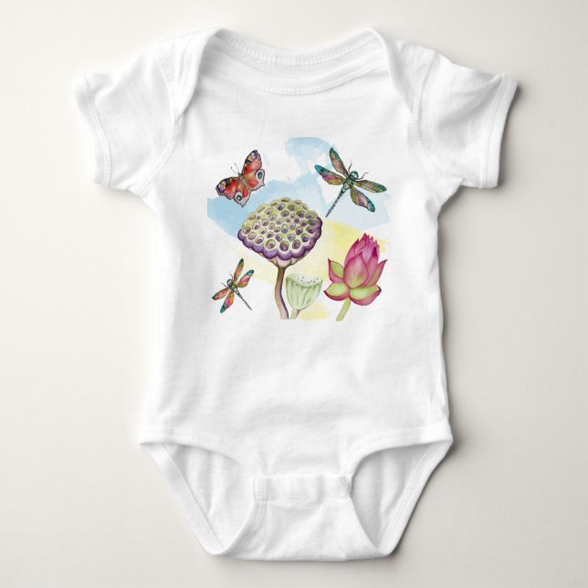 Watercolor pattern of dragonflies and butterflies  t shirt (Framsida)