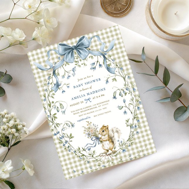 Watercolor Sage Gingham Squirrel Baby Shower Inbjudningar (Skapare uppladdad)