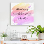 Watercolor-skripttypografi för lyckad Woman Rosa Canvastryck<br><div class="desc">"Bakom varje framgångsrik kvinna är sig själv." Vem behöver prins Charming? Gör ditt eget "lyckliga efter" och anamma "flickmakt" när du tittar på den här snyggten, färglös inspirerande feministisk canvas-konst med söt svart, handskriven manustypografi som täcker en gult, persika, rosa och lila, vattenfärg stänk. Du kan enkelt anpassa den här...</div>