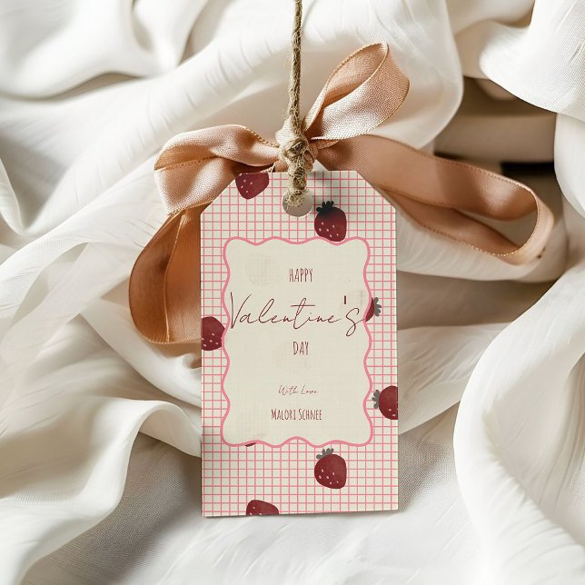 Watercolor Strawberries on Pink Grid- Valentine Presentetikett (Skapare uppladdad)