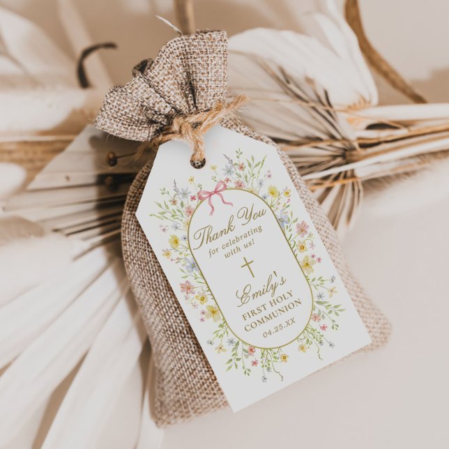 Watercolor Wildflowers Gold Cross First Communion Presentetikett (Skapare uppladdad)