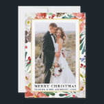 Watercolor Winter Blommigt Newlyed jul Julkort<br><div class="desc">Elegant Watercolor Winter Blommigt Newlyed Photo God jul Card innehåller vackra rödpoinsettias,  botaniskt grönämne,  vinter-lövning,  hullbär och vit ros.</div>