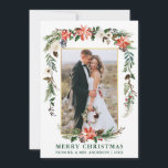 Watercolor Winter Blommigt Newlyged Guld Grönt Julkort<br><div class="desc">Elegant Watercolor Winter Blommigt Newlyed Photo God jul Card omfattar vackra rödpoinsettider med vattenfärg,  botaniskt grönämne,  vintern bladverk,  hullbär,  vit ros,  bomull,  gräs och blåbär. Guld Ram. Grönt Text.</div>