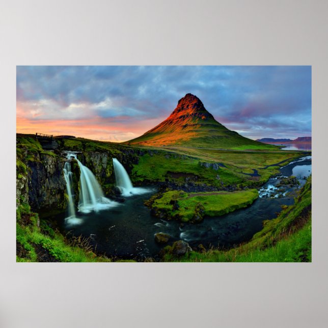 Waterfalls | Kirkjufell, Iceland Poster (Framsidan)