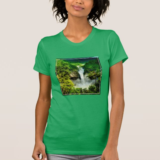 Waterfalls | San Rafael Falls, Ecuador T Shirt (Framsida)