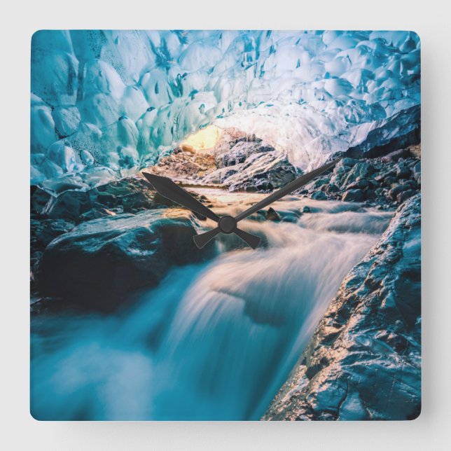 Waterfalls | Vatnajokull Glacier, Eastern Iceland Fyrkantig Klocka (Framsida)