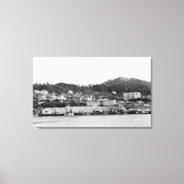 Waterfront View of Ketchikan, Alaska Photograph Canvastryck (Framsida)
