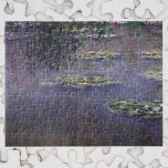 Waterlilies av Claude Monet, Vintage Impressionism Pussel<br><div class="desc">Claude Monets vattenlilies är en vintage bra konstmålning med vattendroppar i en damm i Monets trädgård i hans hem i Giverny, Frankrike. Ett träd hänger över dammen medan himlar reflekterar i vatten. En serie över 250 blommålningar som Monet målade under sina sista 30 år. Om konstnären: Claude Oscar Monet (1840-1926)...</div>