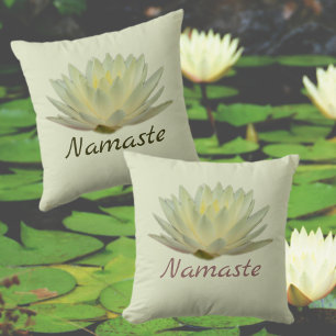 Waterlily Lotus Pastel Gult Grönt Blommigt Kudde