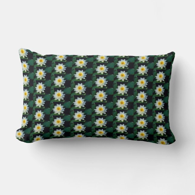 Waterlily Throw Pillow Lumbarkudde (Framsida)