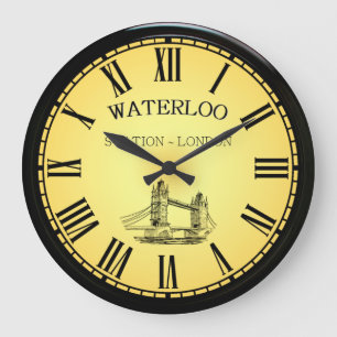 Waterloo Station ~ Torn Bridge ~ London England ~ Stor Klocka