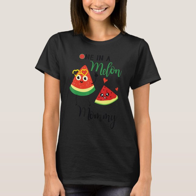 Watermelons Dancing Together Happy Day One In A Me T Shirt (Framsida)