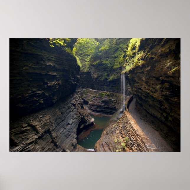 Watkins Glen Waterfall Skriv ut Poster (Framsidan)