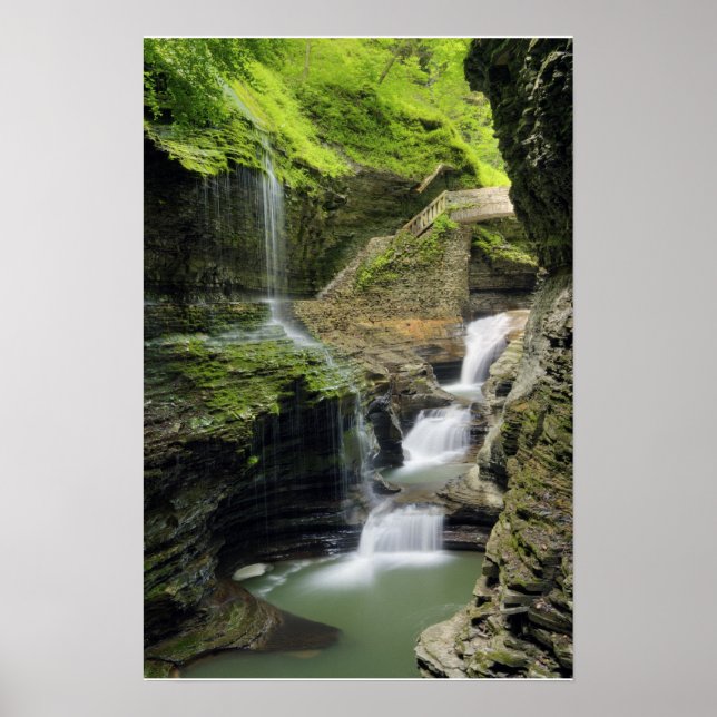 Watkins Glen Waterfall Skriv ut Poster (Framsidan)