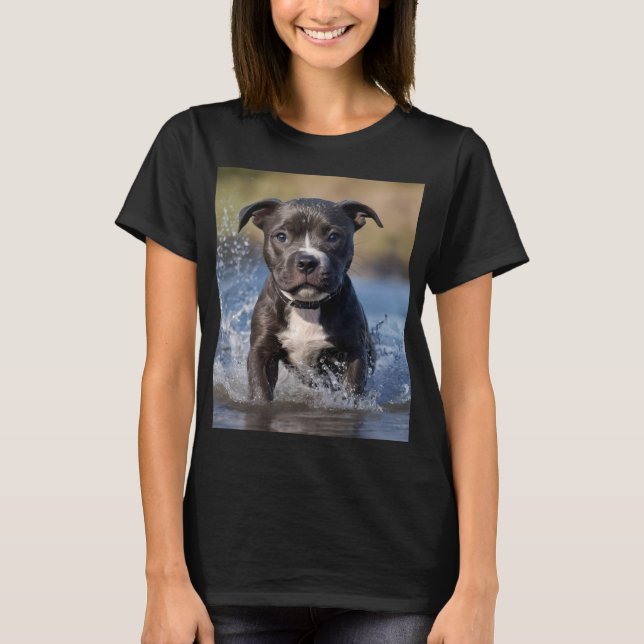 "Wave Chaser: A Staffy Puppy at Play in the Ocean" T Shirt (Framsida)