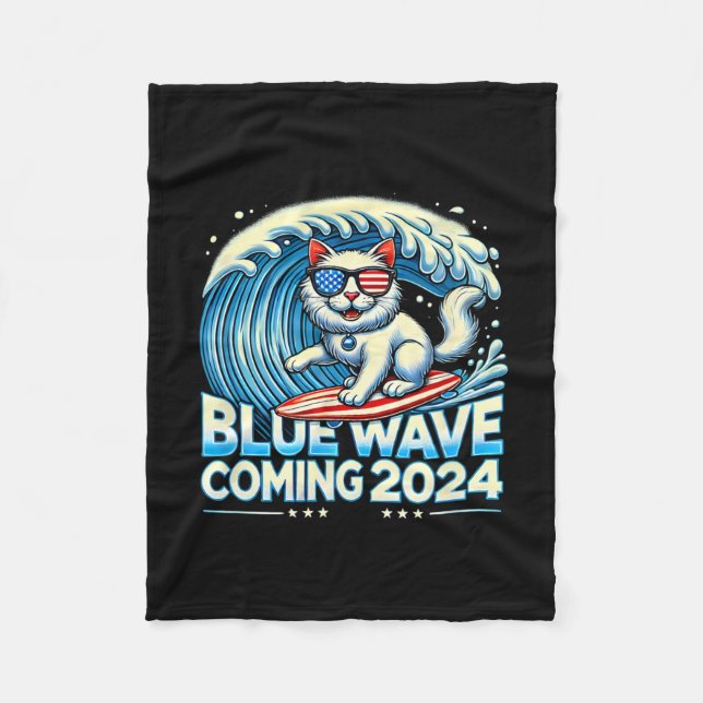 Wave Coming 2024 Cat Owners Kamala Harris 2024 Des Fleecefilt (Framsidan)