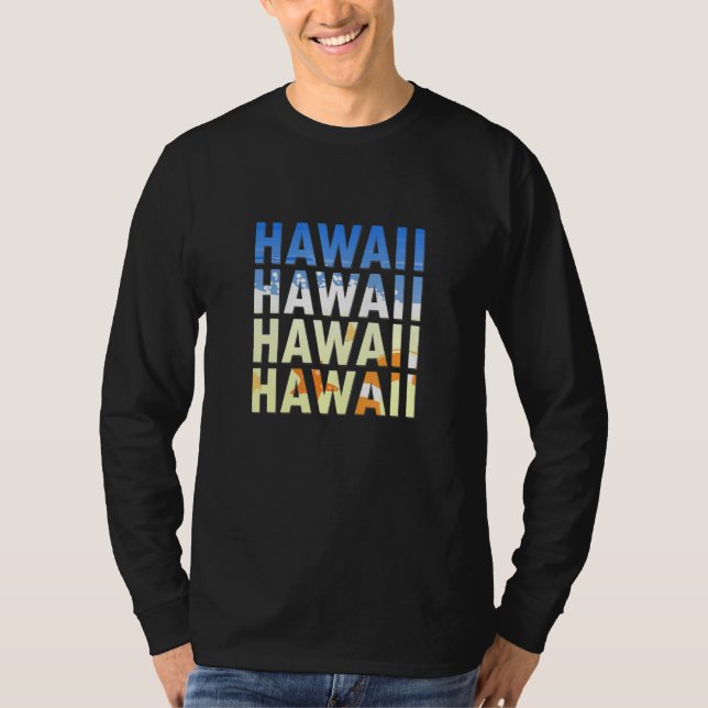 Wavy Hawaii Beach T Shirt (Framsida)