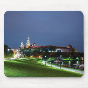 Wawel castle på natten i Krakow, Polen Musmatta