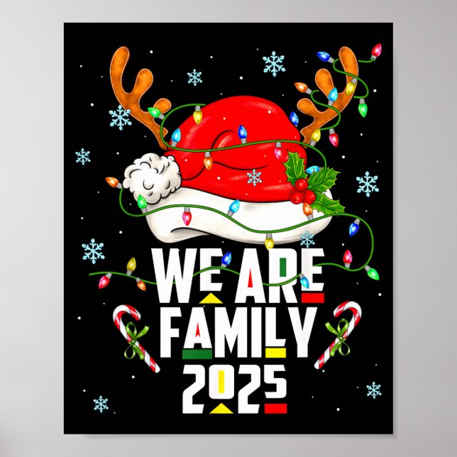 We Are Family 2025 Black Christmas Tree Santa Pjs  Poster (Framsidan)