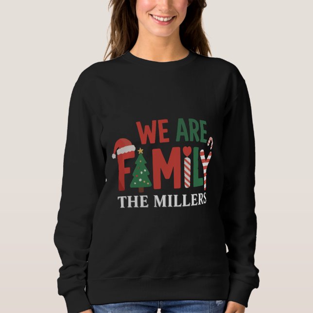 We Are Family Personalized Christmas Family Couple T Shirt (Framsida)