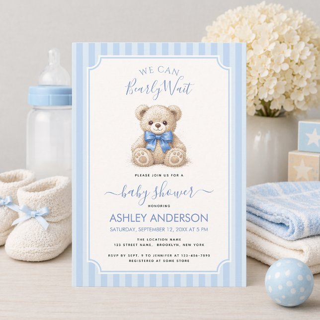 We Can Bearly Wait Teddy Bear Blue Bow Baby Shower Inbjudningar (Skapare uppladdad)