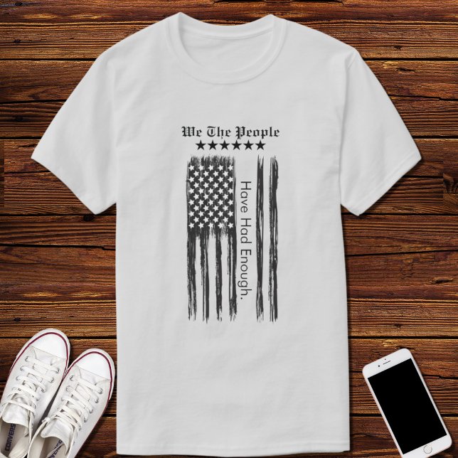 We The People Distressed Flag Vertical T Shirt (Skapare uppladdad)