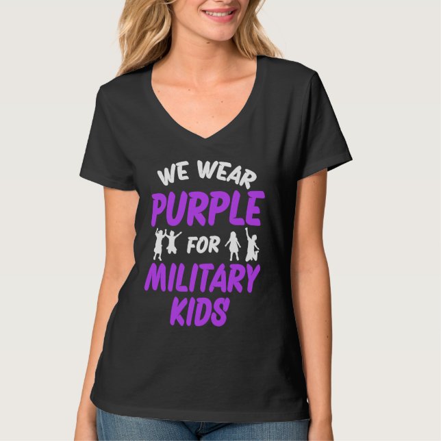 We Wear Purple For Military Kids T Shirt (Framsida)