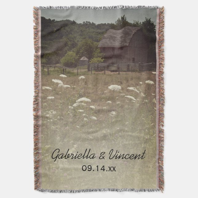 Weasted Barn Landsbyggsbröllop Keepsaké Mysfilt (Framsidan Vertikal)