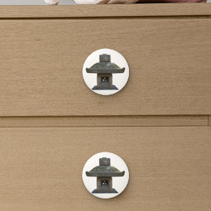 Weasted Pagoda Statue Knopp