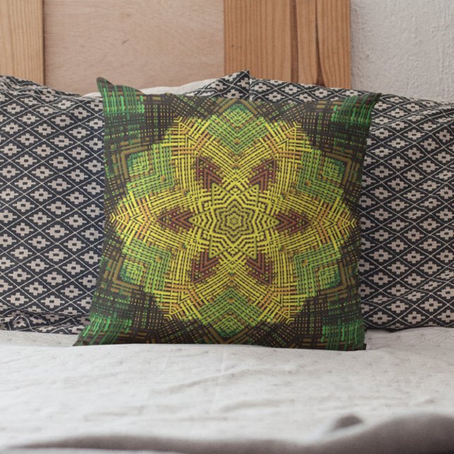 Weave Mandala-Gultens Grönt och Orange Kudde (Skapare uppladdad)