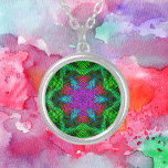 Weave Mandala Rosa Blue och Grönt Silverpläterat Halsband<br><div class="desc">Den här funkyn mandala har rosa,  blått och grönt i ett stil i basket. Psykedeliska visualer för modern hippie eller någon som kärlek odlar färg.</div>