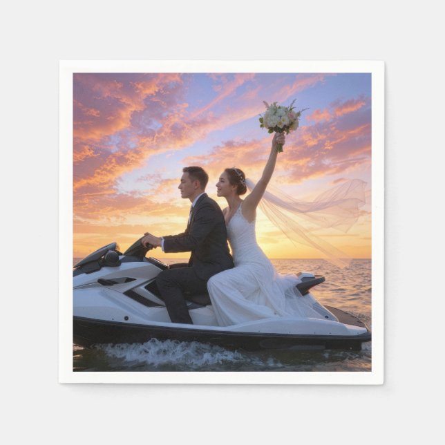 Wedding Bride and Groom on a Jet Ski Pappersservett (Framsidan)