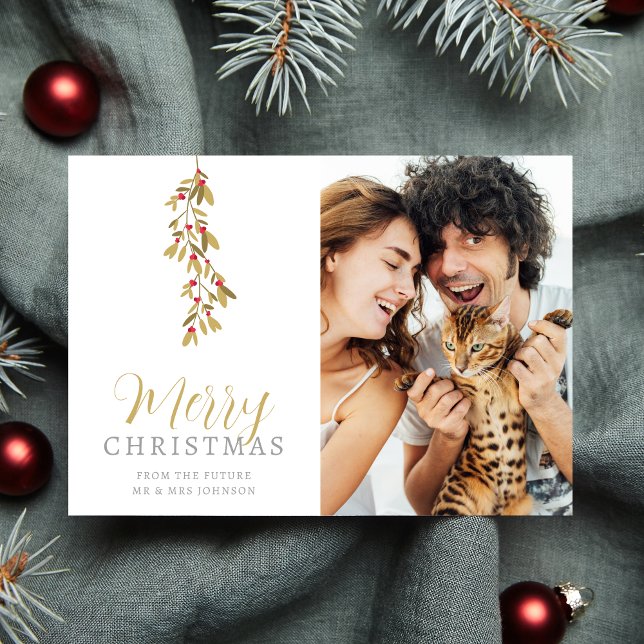 Wedding Christmas Exquisite Holly Branches Photo Spara Datumet (Exquisite Modern Holly Branches Photo Holiday Card with Envelope as a Wedding Save the Date Card.)