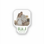 Wedding Couple Add Photo Green Monogram Klistermärken<br><div class="desc">Create special wedding stickers featuring your monograms and desired photo! Green with a very light shade of yellow. Add one photo to be featured. Simple and modern appeal. Customize the text with your desired couple monogram and wedding date. Part of the Romantic Tree Design collection. Use the template to personalize....</div>