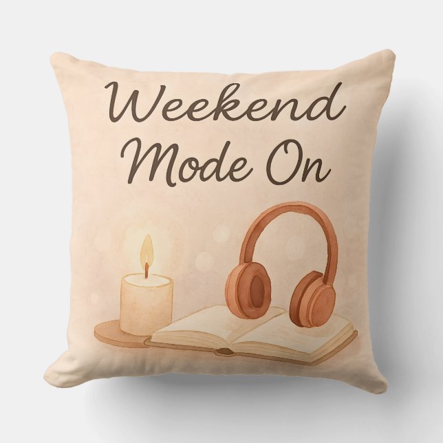 Weekend mode on Throw Pillow Kudde (Framsida)