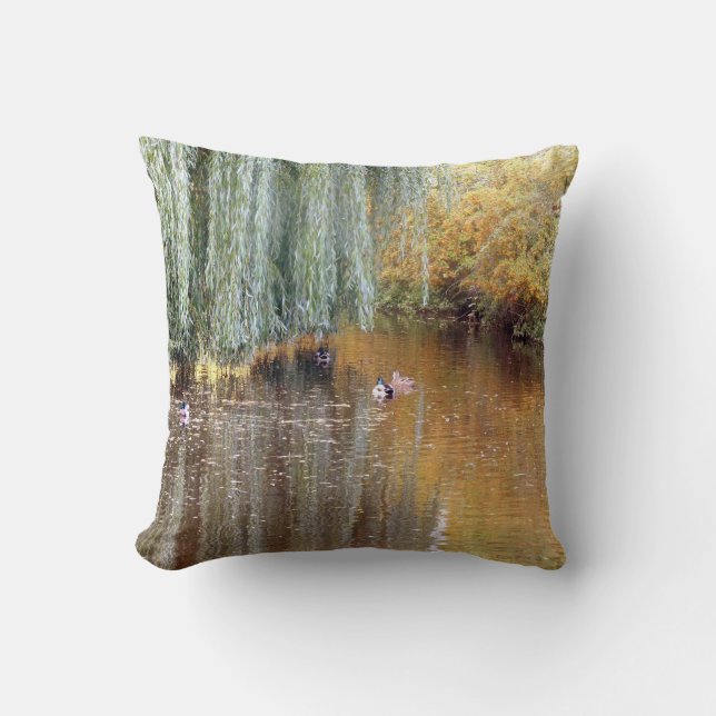 Weeping Willow Reflection Cushion Kudde (Framsida)